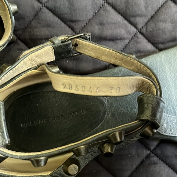 Balenciaga Grey Arena Double Wrap Studded Flat Sandals - 38 - Picture 3 of 5
